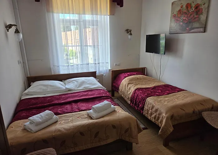 Palac Makowice Hotel *